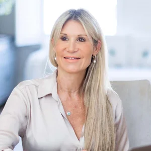 Picture of Amber Raine - Psychotherapist