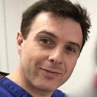 Picture of Dr James Lewis - Orthopaedic Surgeon