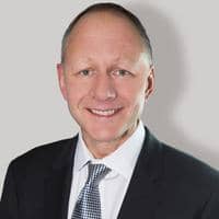 Picture of Dr Richard Young - Plastic Surgeon